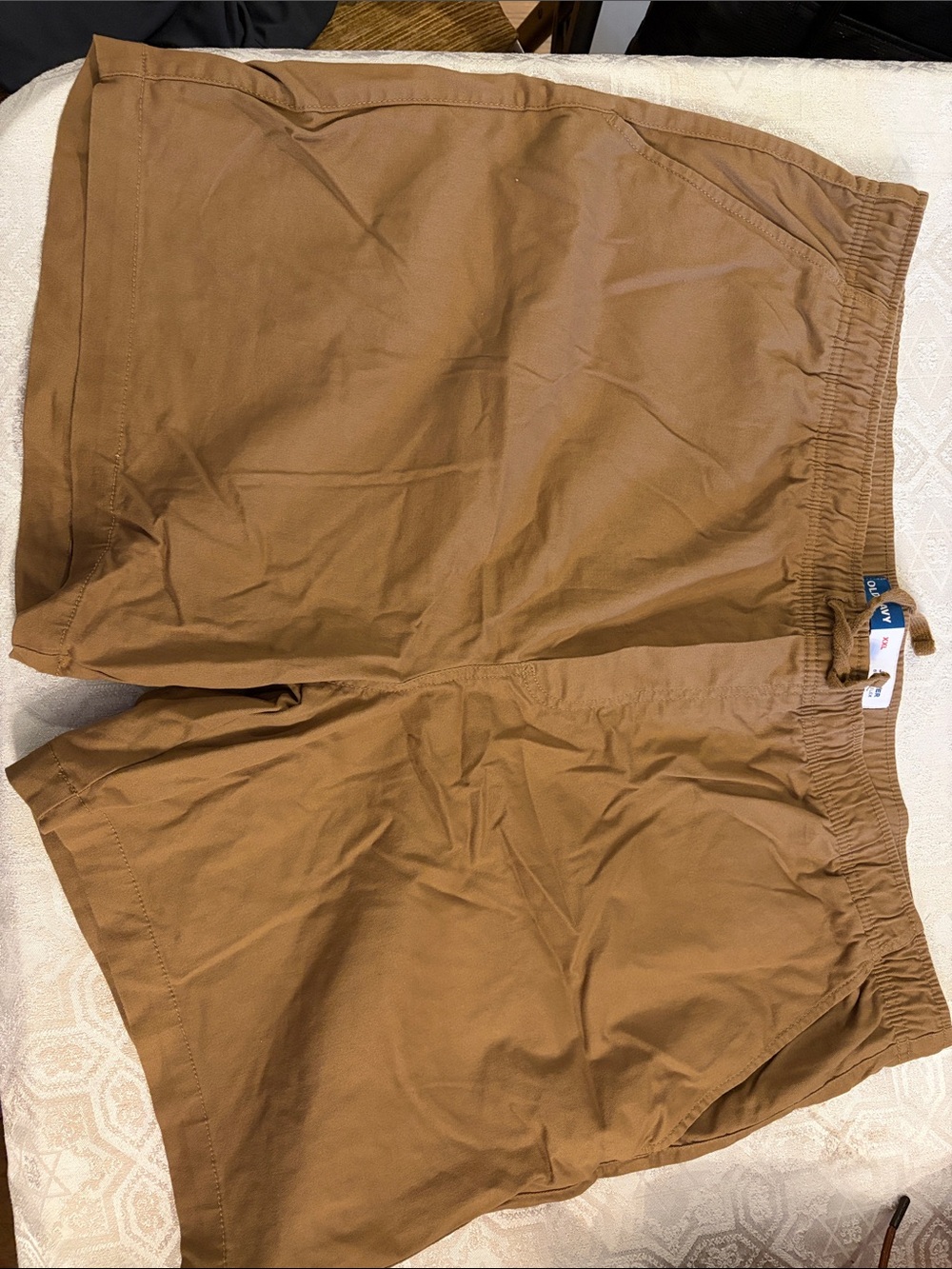 Old Navy Men's Brown Elastic-Waist Hybrid Shorts